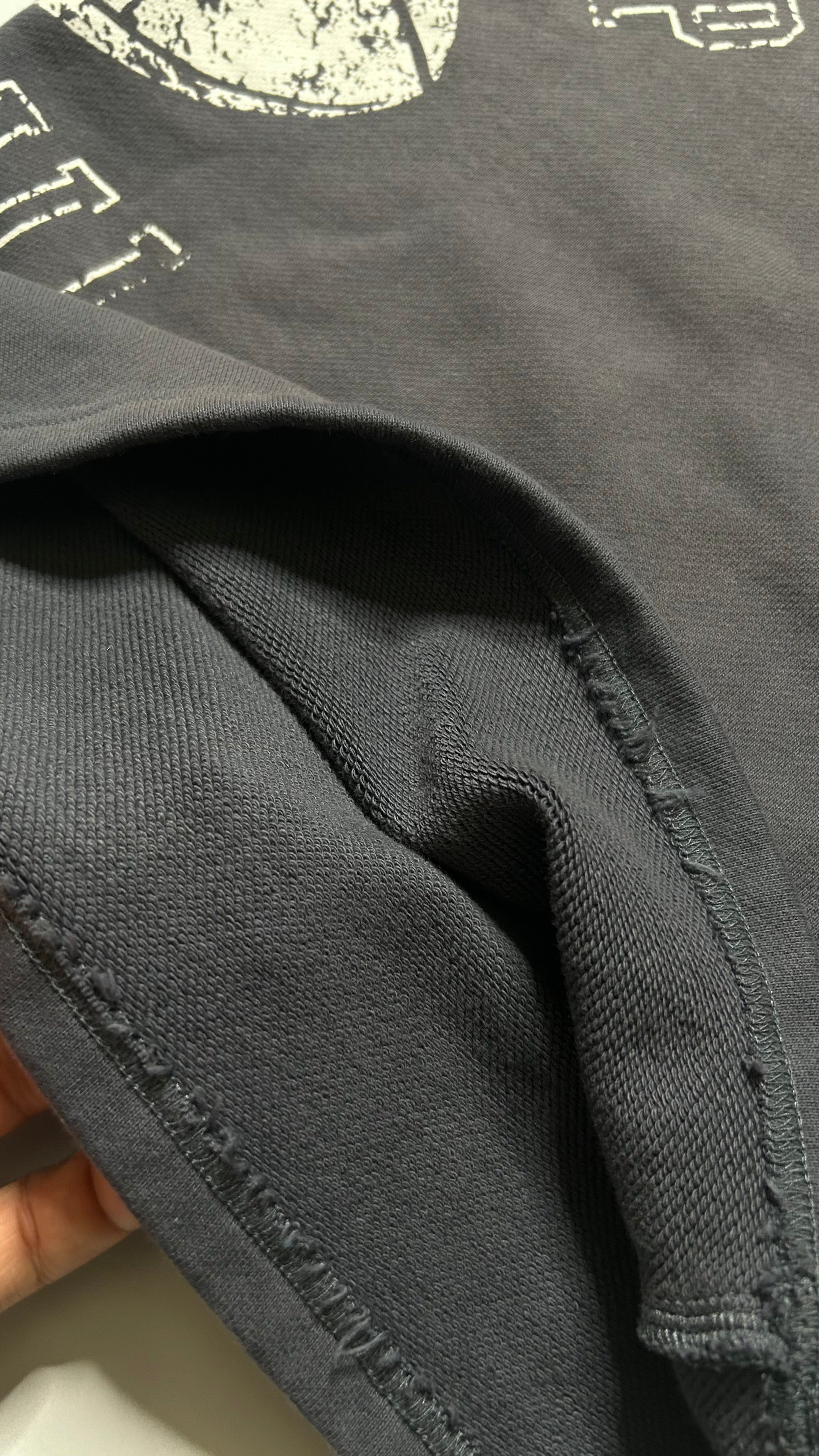 “87” SWEAT SHORTS