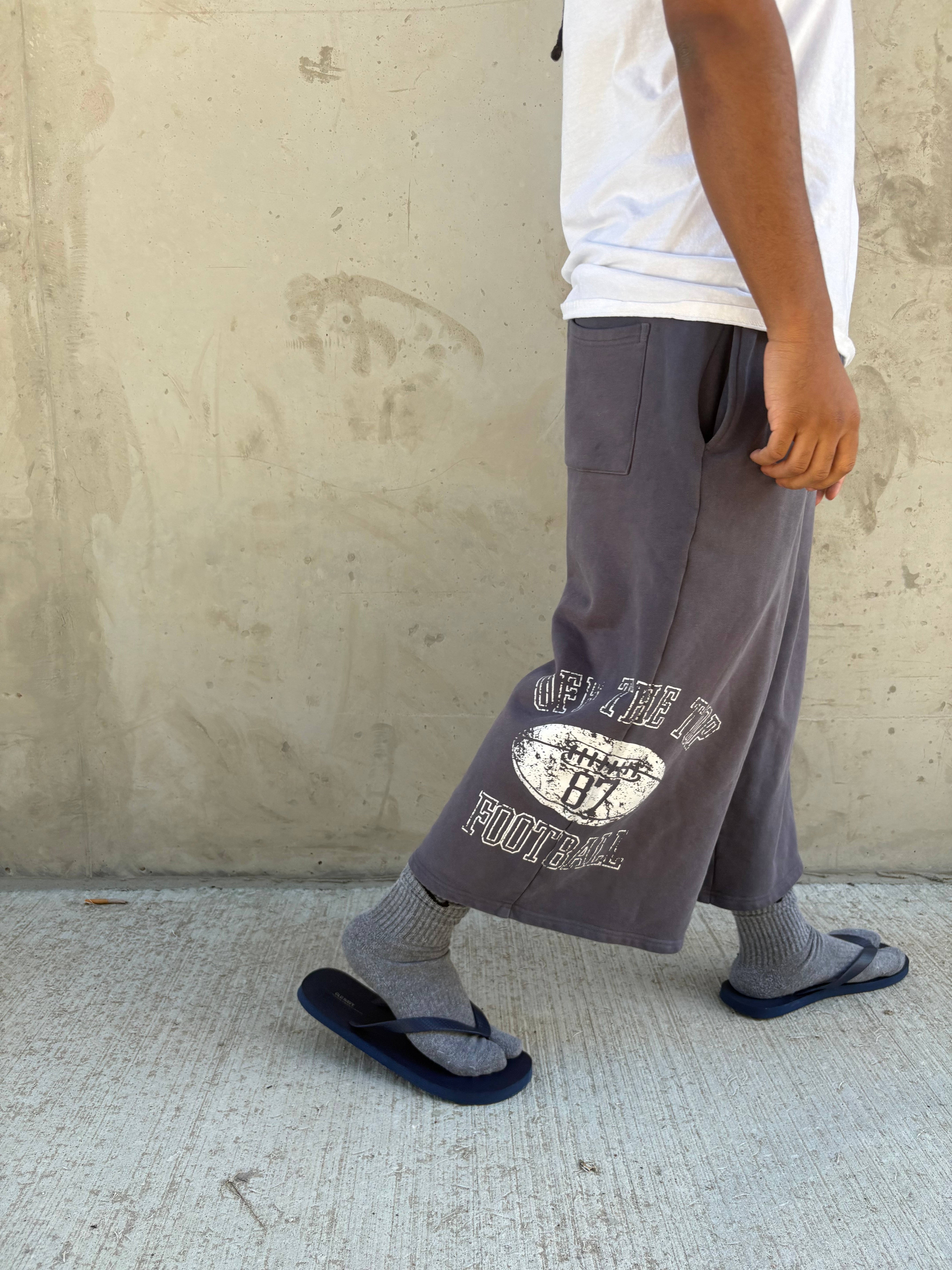 “87” SWEAT SHORTS
