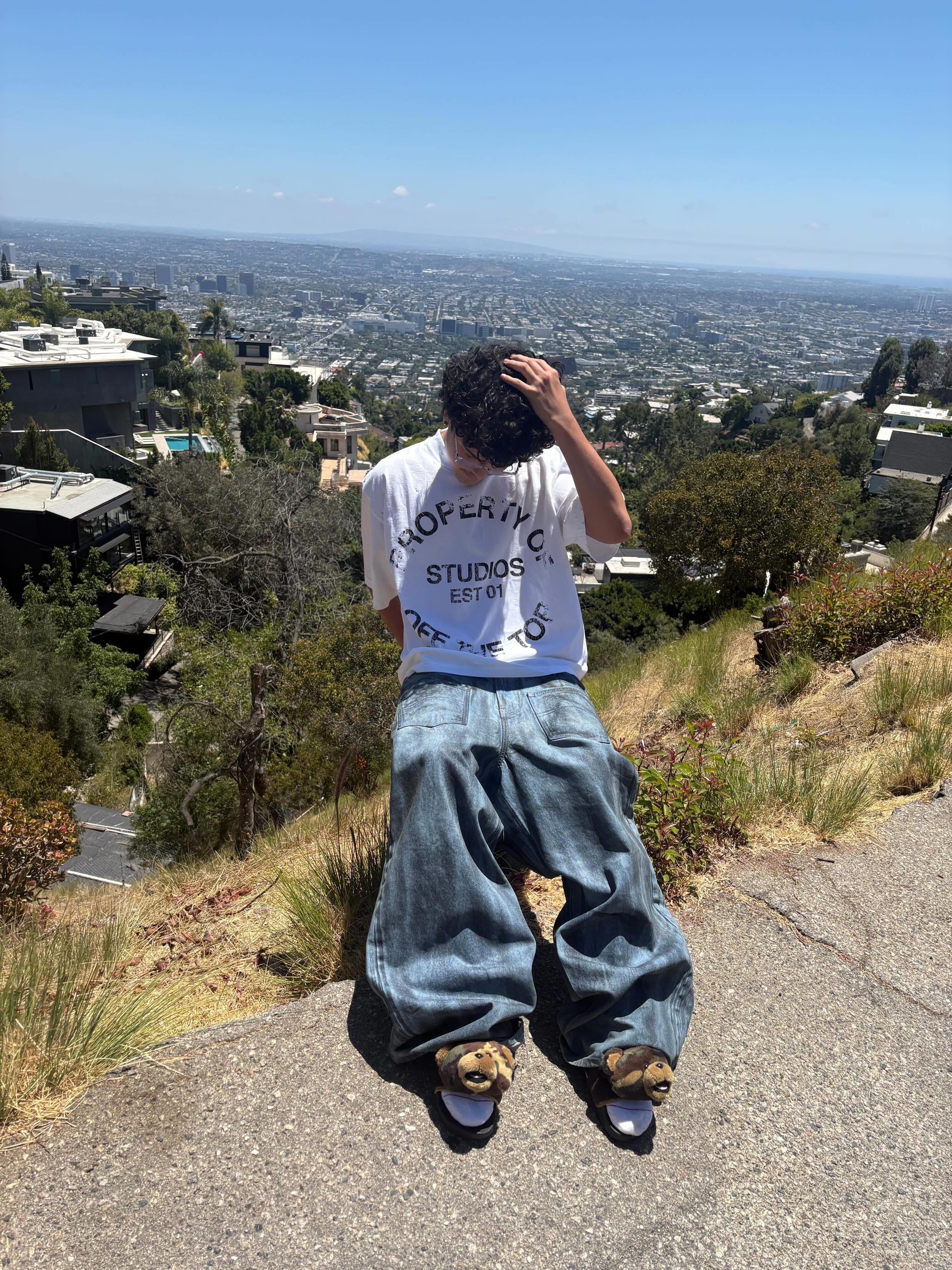 EST 01 T-SHIRT